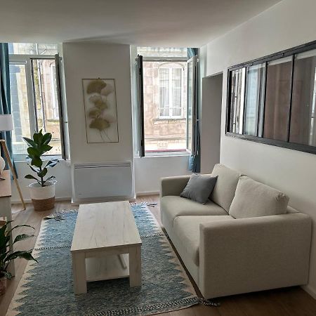 Charmant Cocon Iode Cosy Equipe, Baigne De Lumiere, Situe Au Coeur De La Rochelle A 1Min A Pied Du Marche Central Avec Tv Et Wifi Buitenkant foto