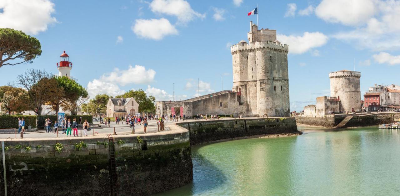 Charmant Cocon Iode Cosy Equipe, Baigne De Lumiere, Situe Au Coeur De La Rochelle A 1Min A Pied Du Marche Central Avec Tv Et Wifi Buitenkant foto